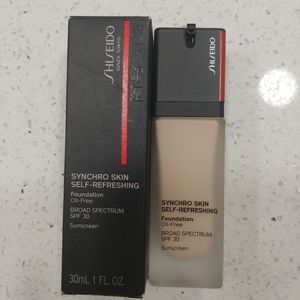 shiseido synchro skin self-refreshing Foundation